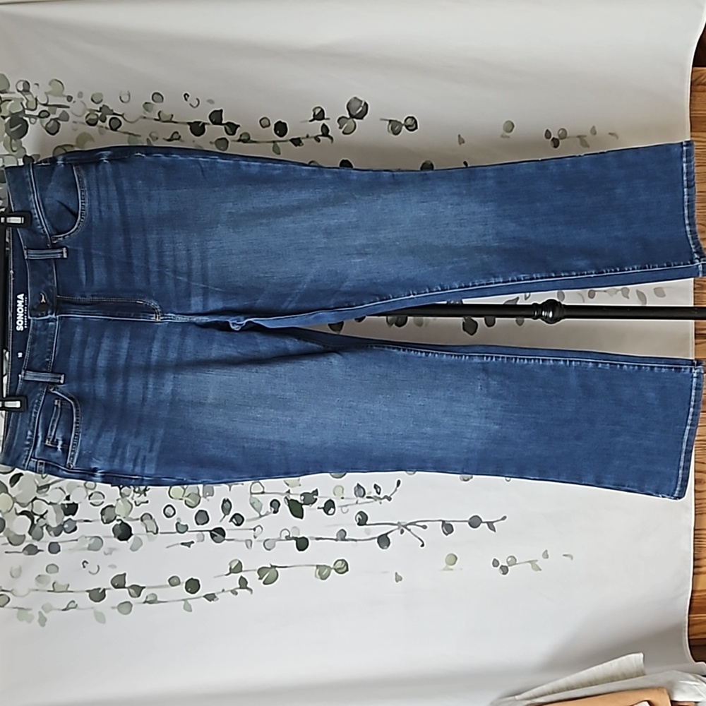 Sonoma 🖤  nwot flare jeans (#137)